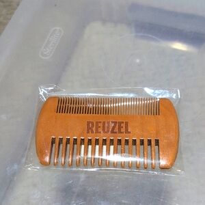 Reuzel Branded Premium Sandalwood Beard Comb BRAND NEW!